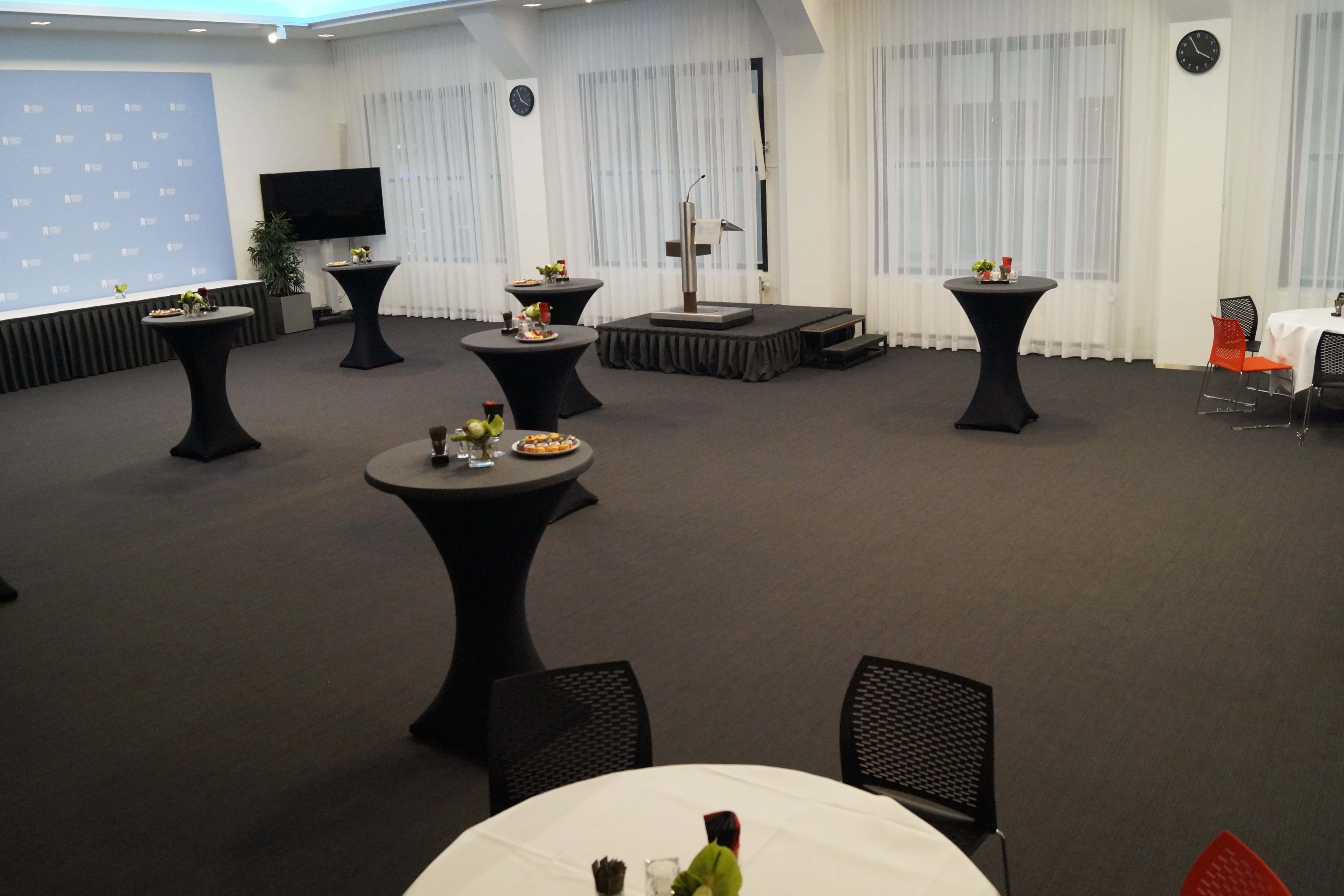 Wandelganger 1 & 2 & Provinciezaal 7
