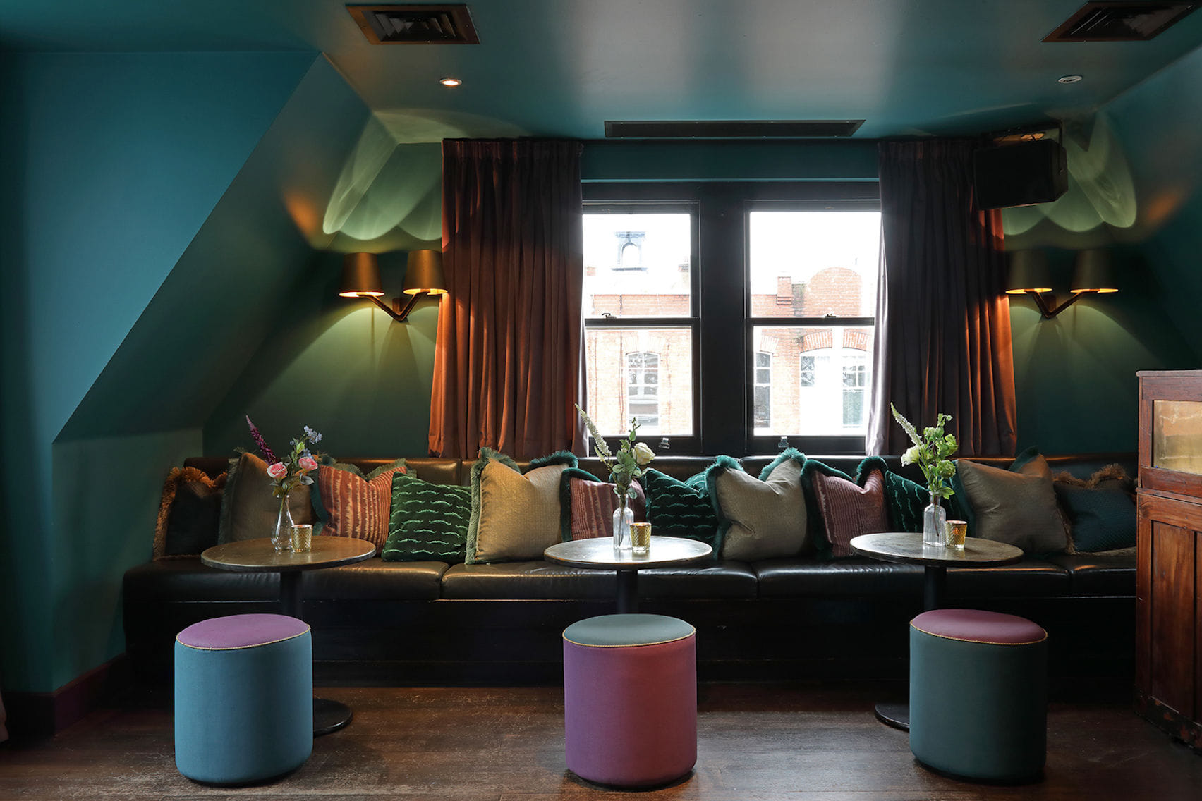 Penthouse Champagne Bar 8