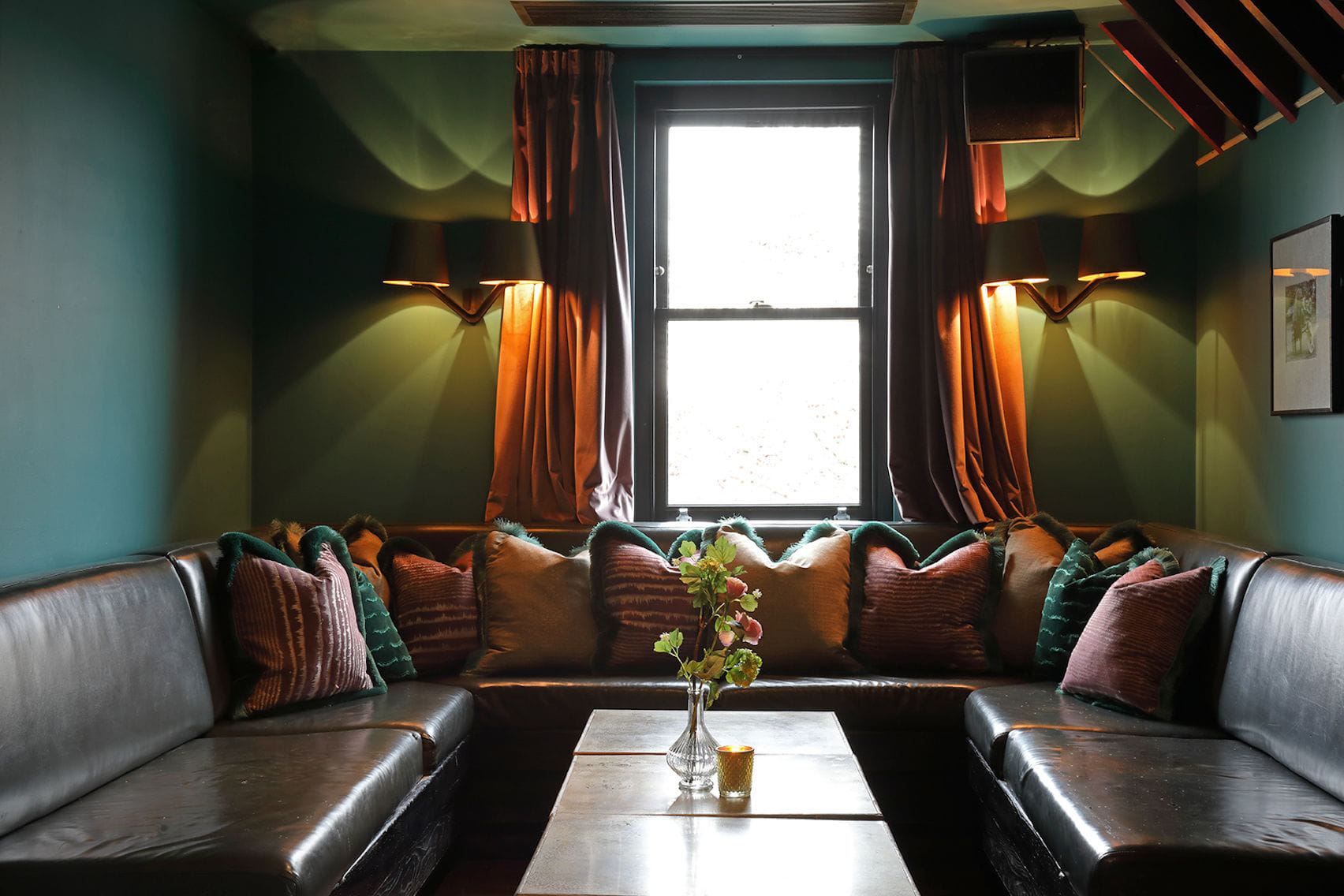 Penthouse Champagne Bar 9