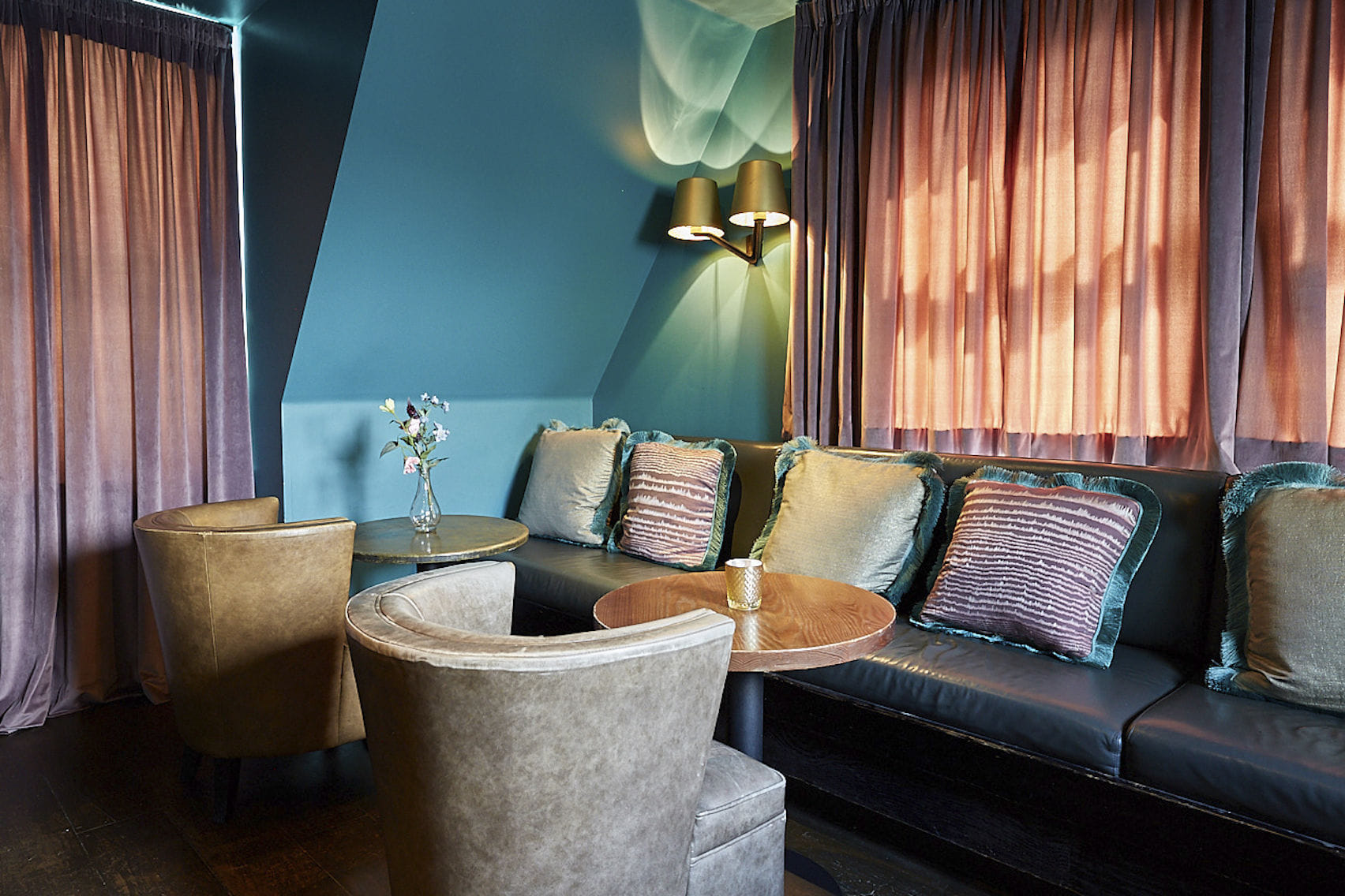 Penthouse Champagne Bar 13