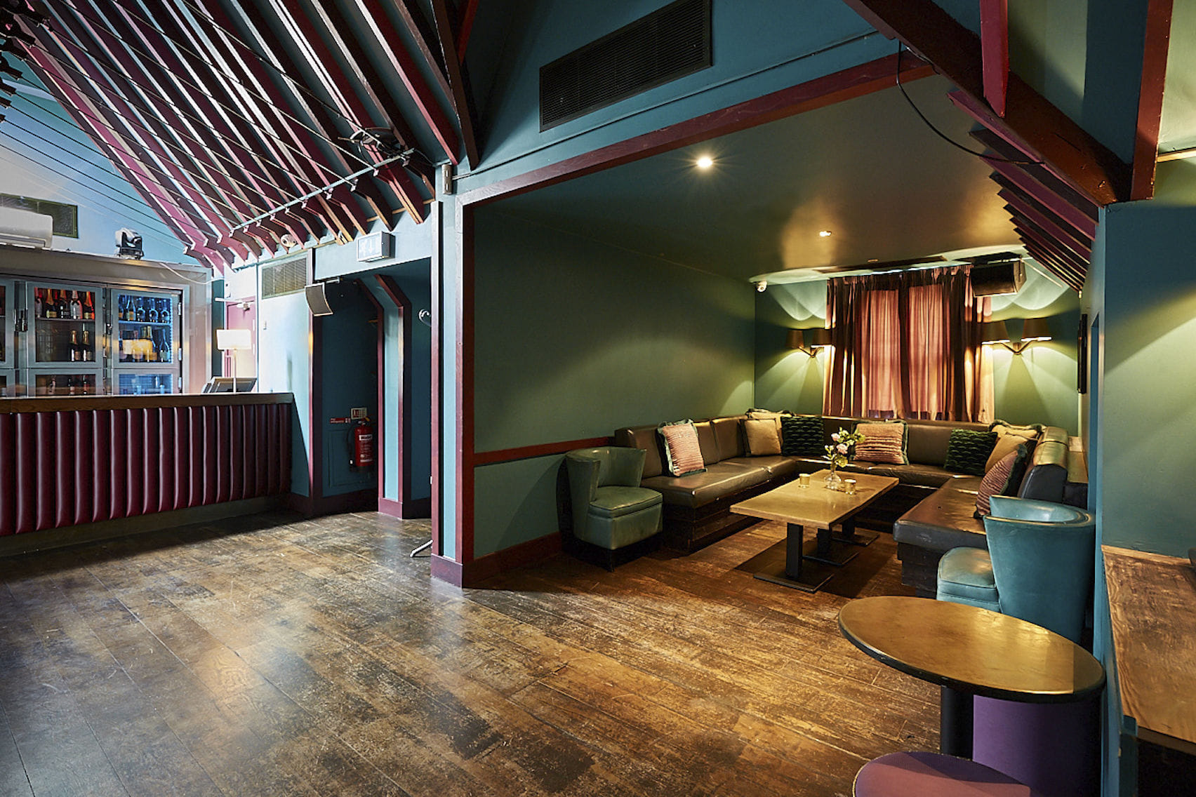 Penthouse Champagne Bar 16