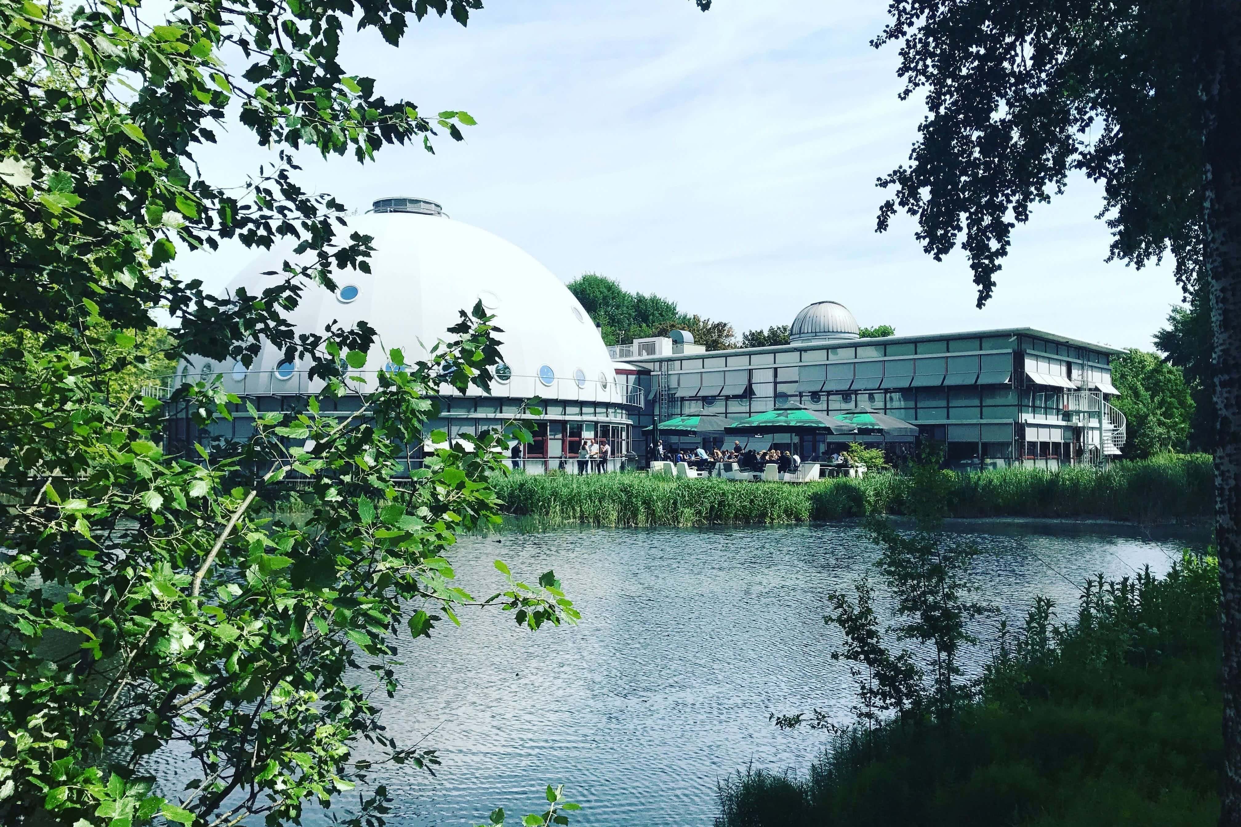 Studio Planetarium 1