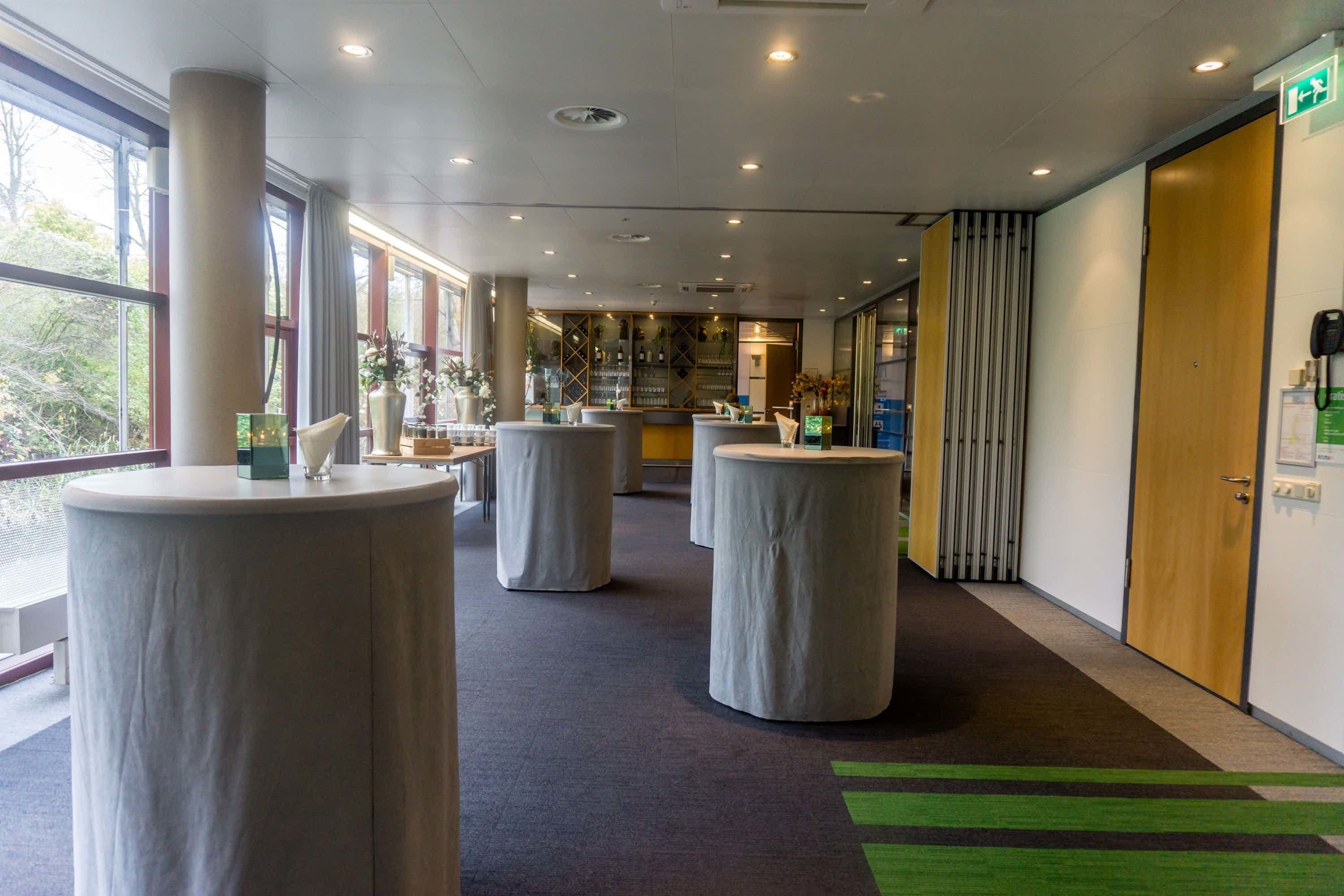 Studio Planetarium 10