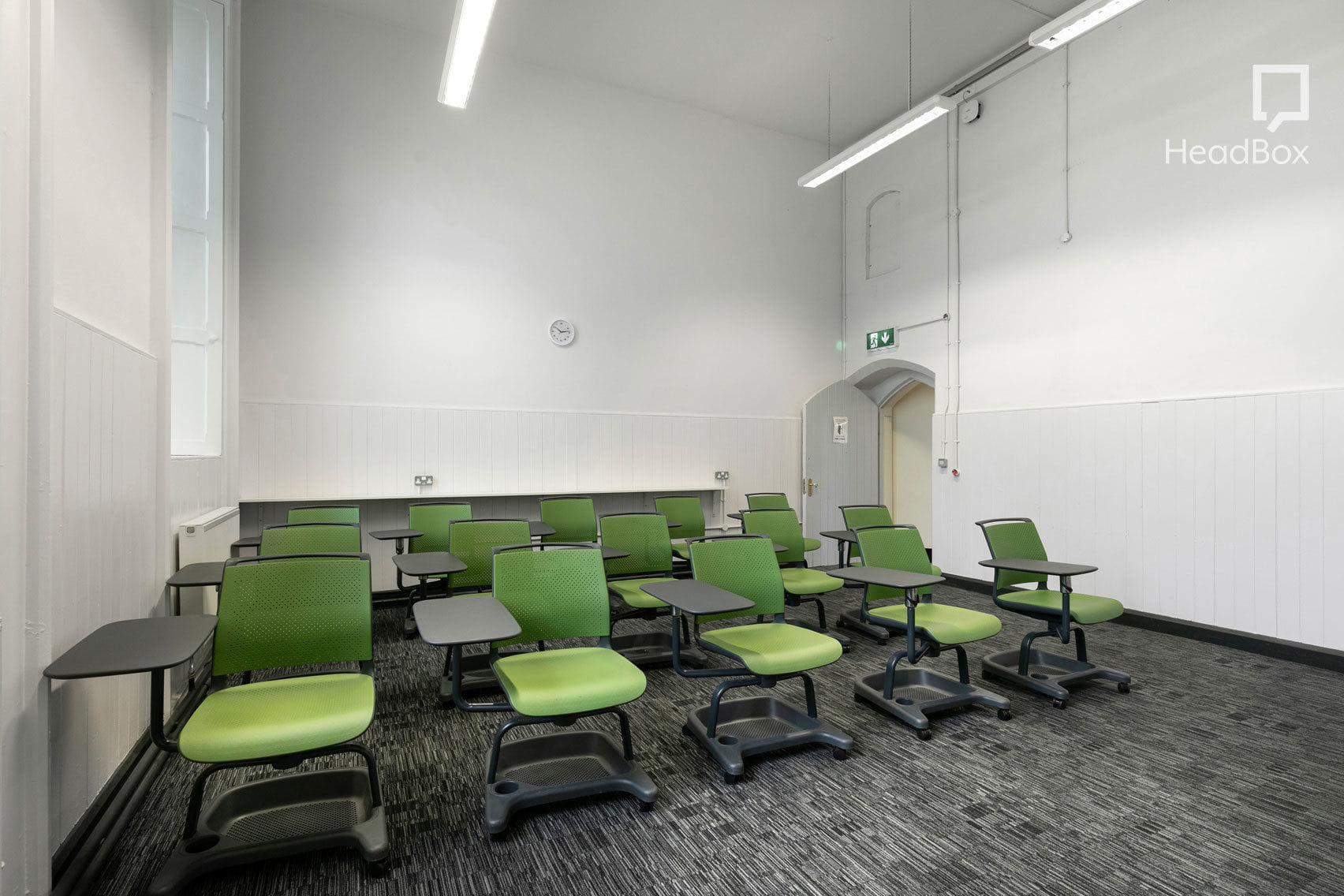 Senior House Classroom SG14