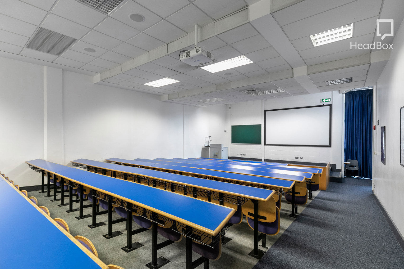 Business Building Classroom QG220 3