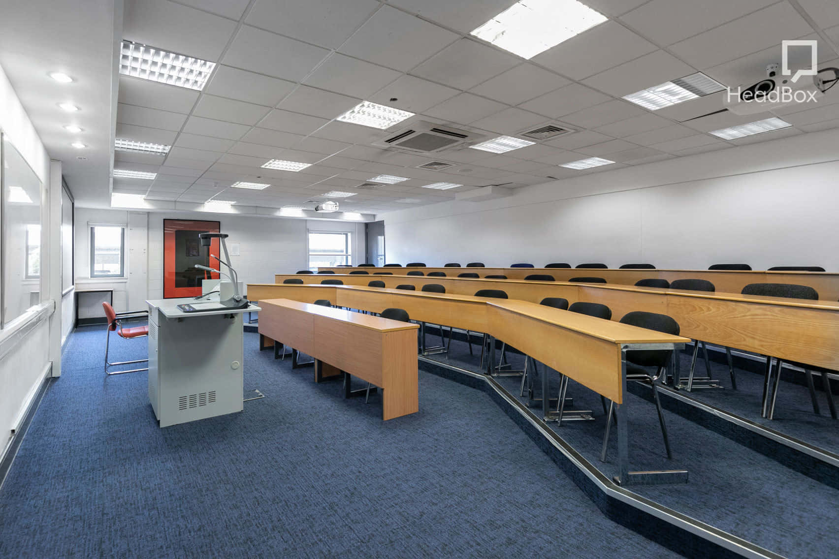 Business Building Room Q218 1