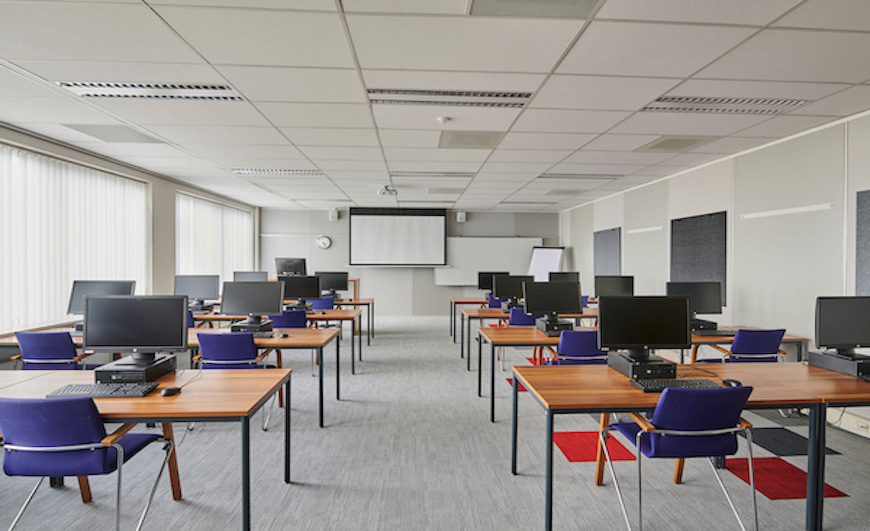 Middle Room 2 1