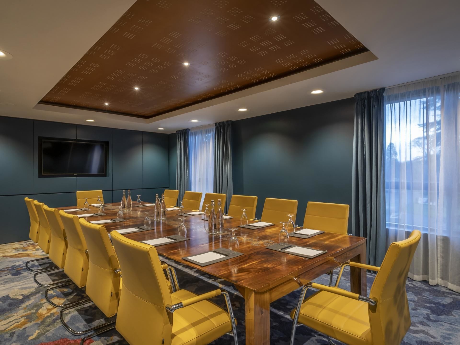 Leinster Boardroom  2