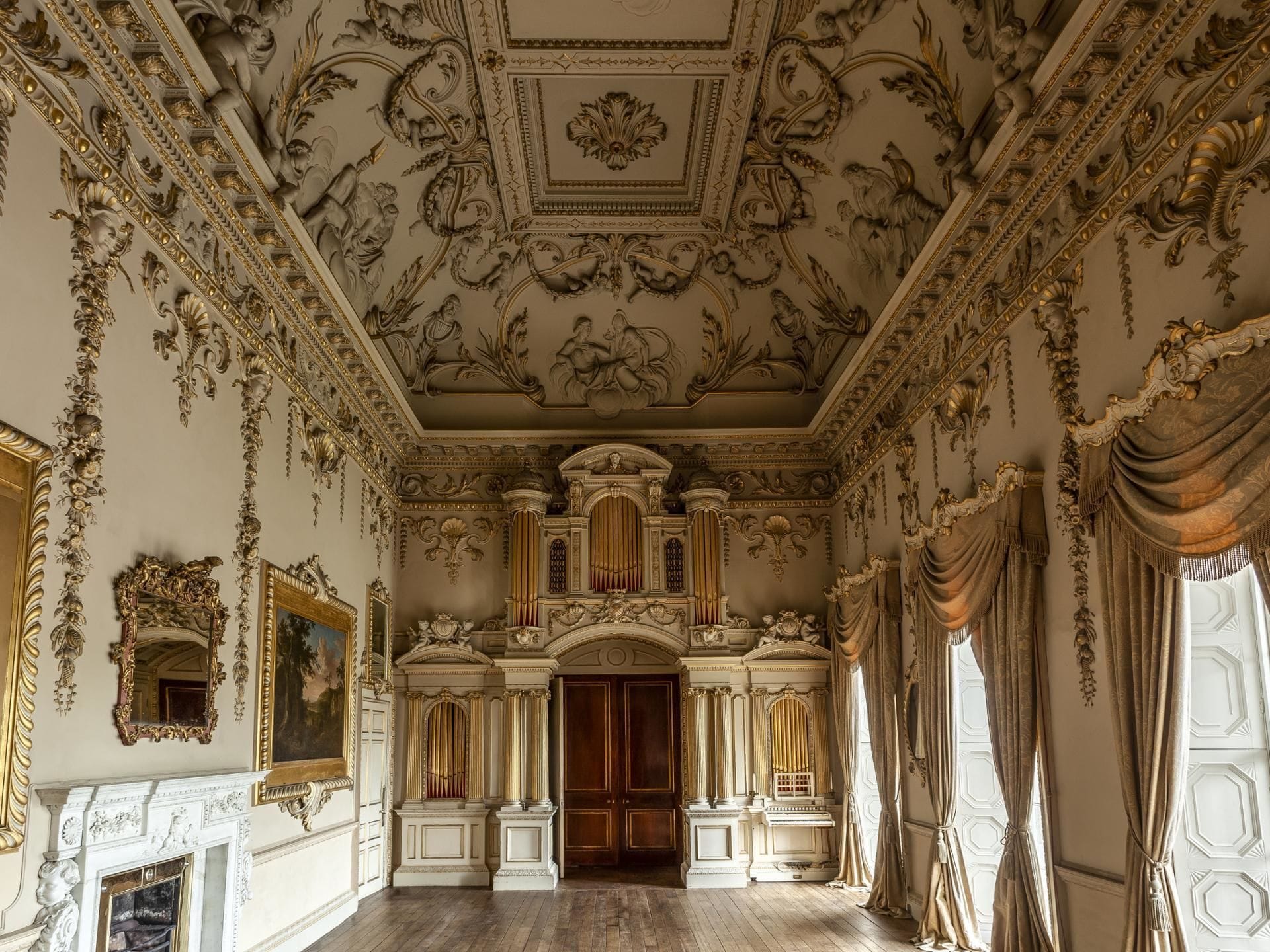 Entire Ground Floor 6