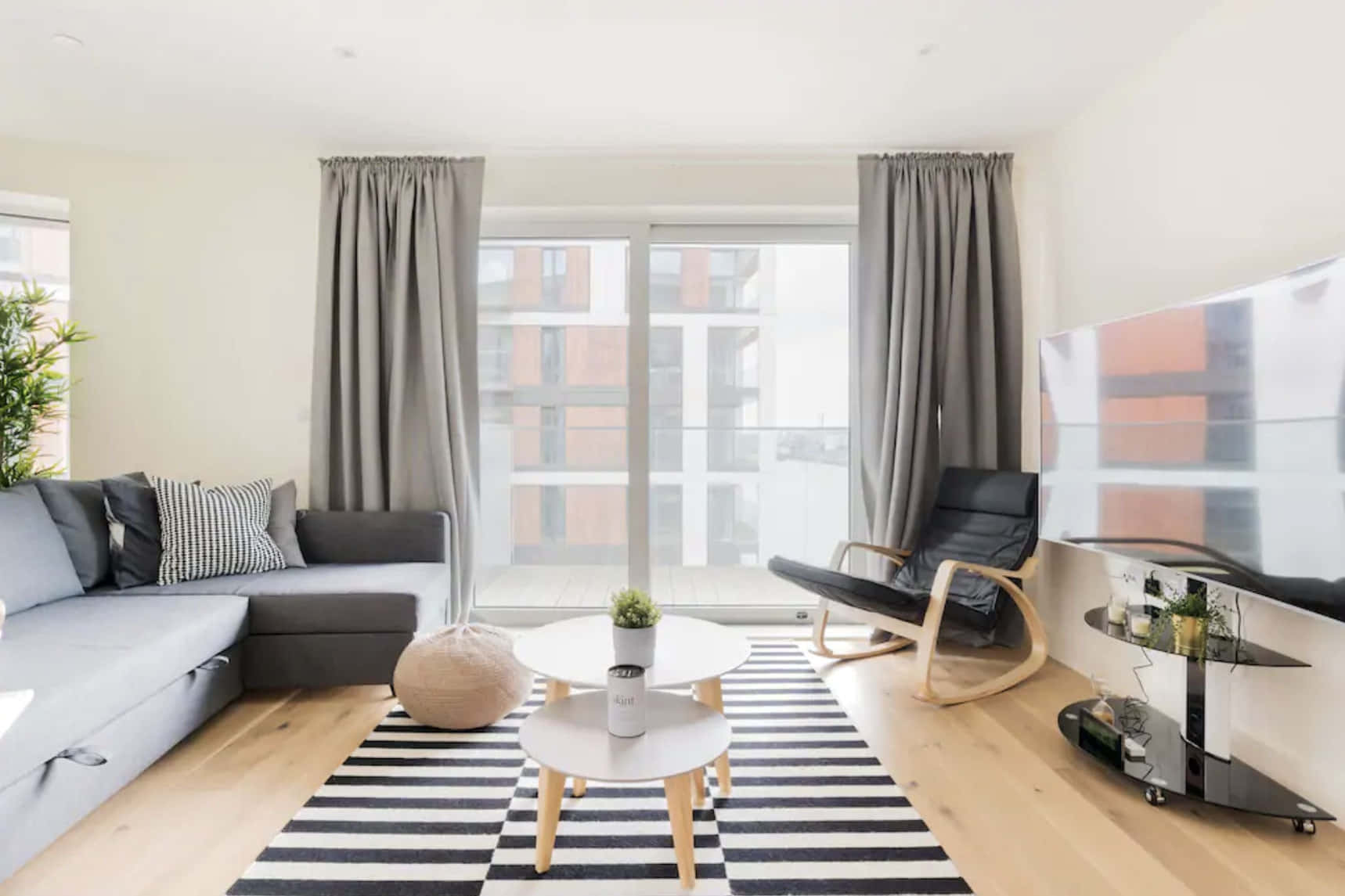 Brand New Luxury Riverfront Penthouse 3