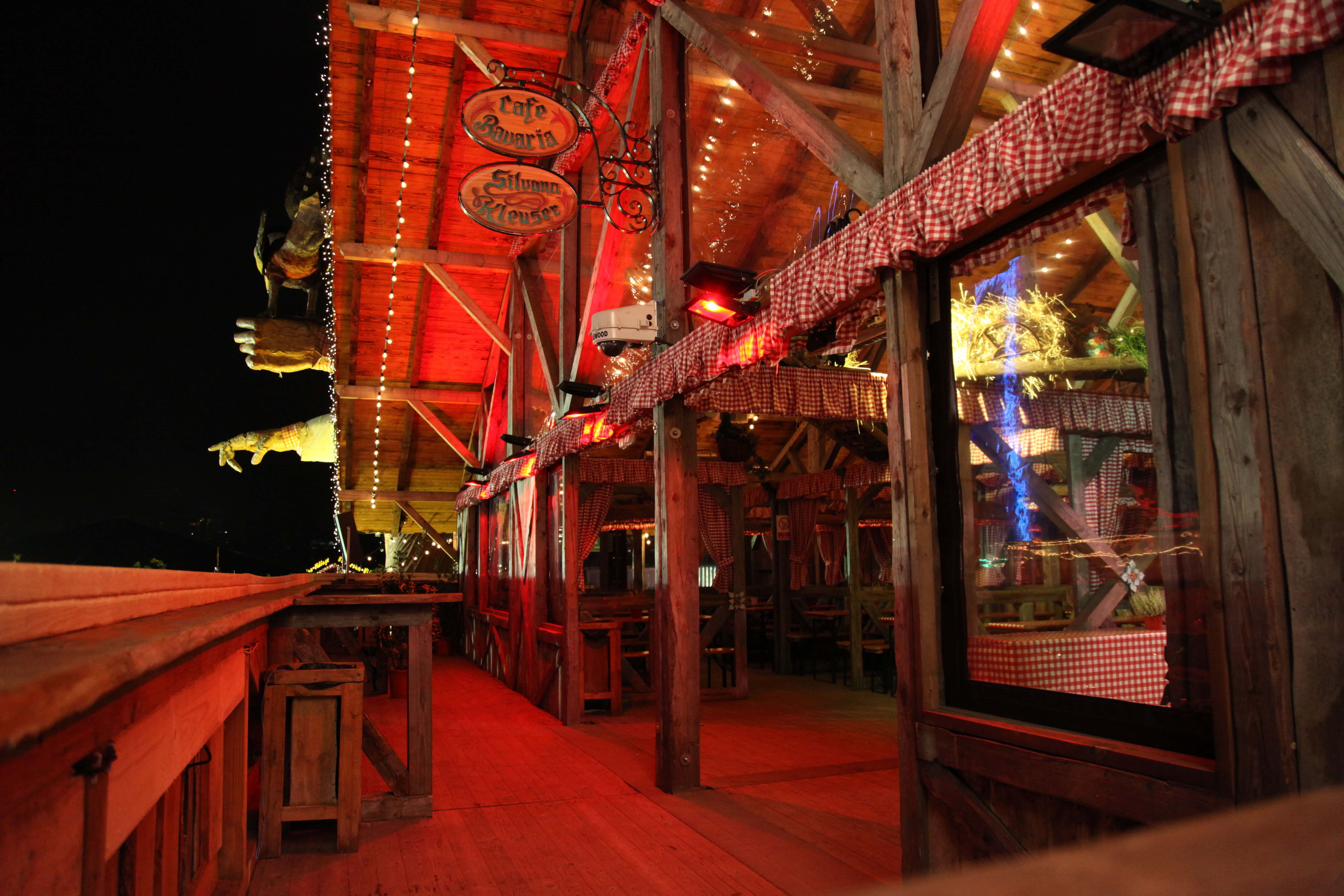 Café Bavaria - Upstairs 5