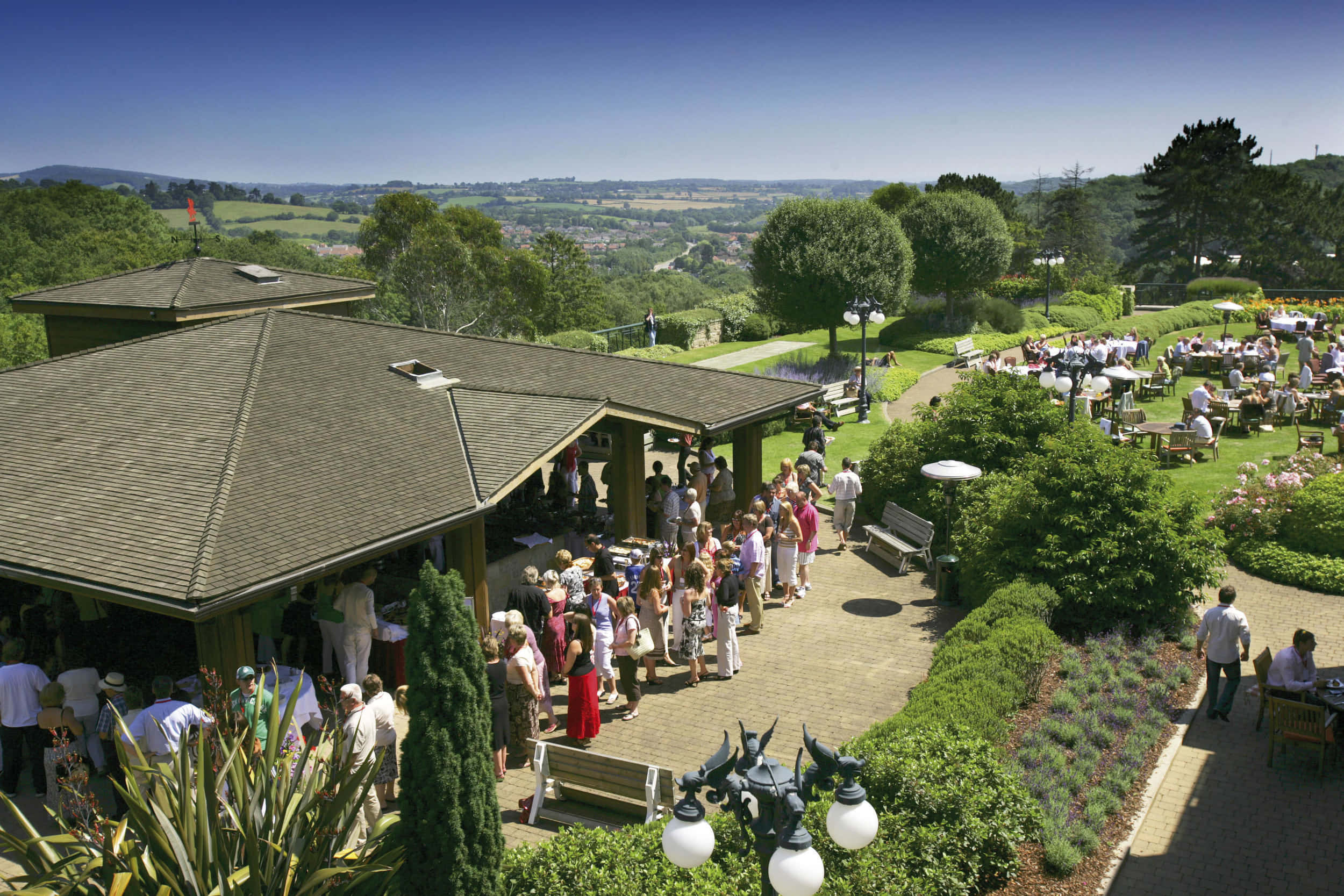 Rooftop Garden and Barbecue Terrace 5