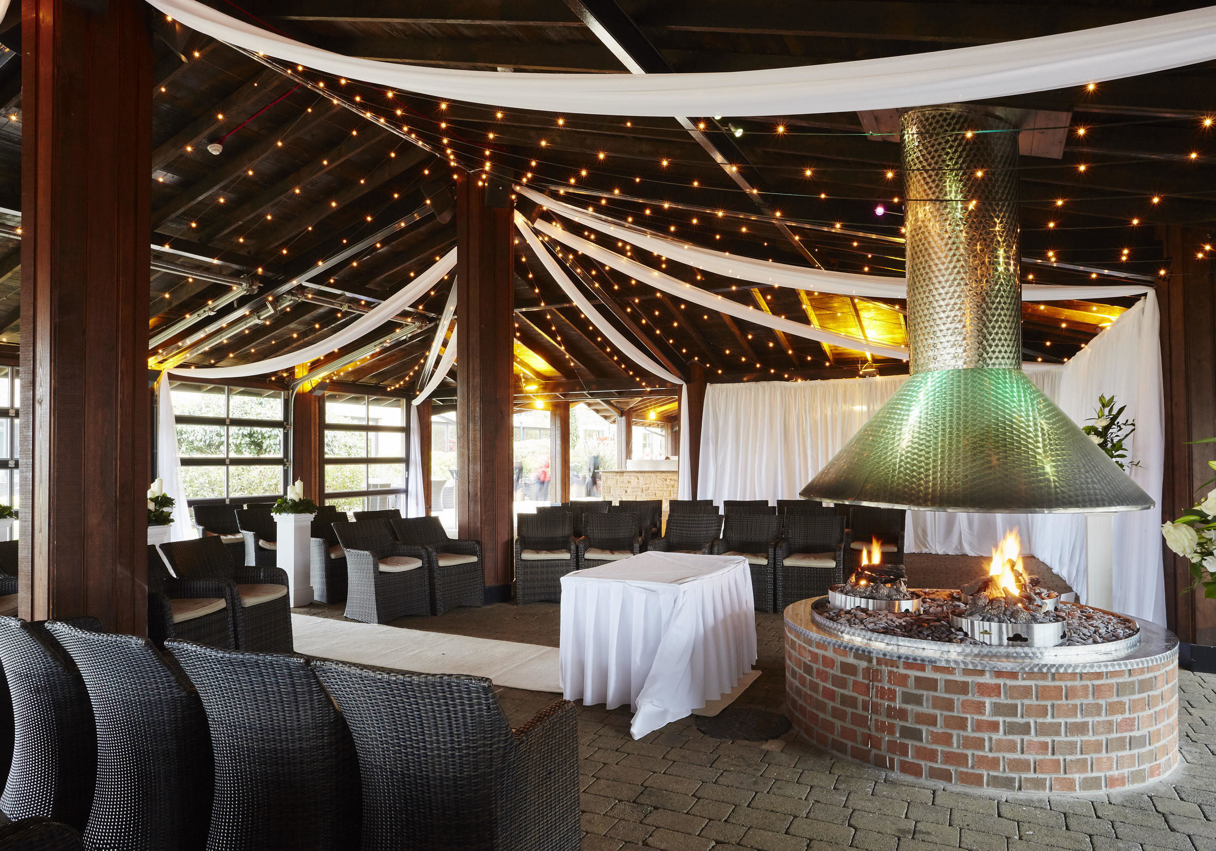 Rooftop Garden and Barbecue Terrace 7