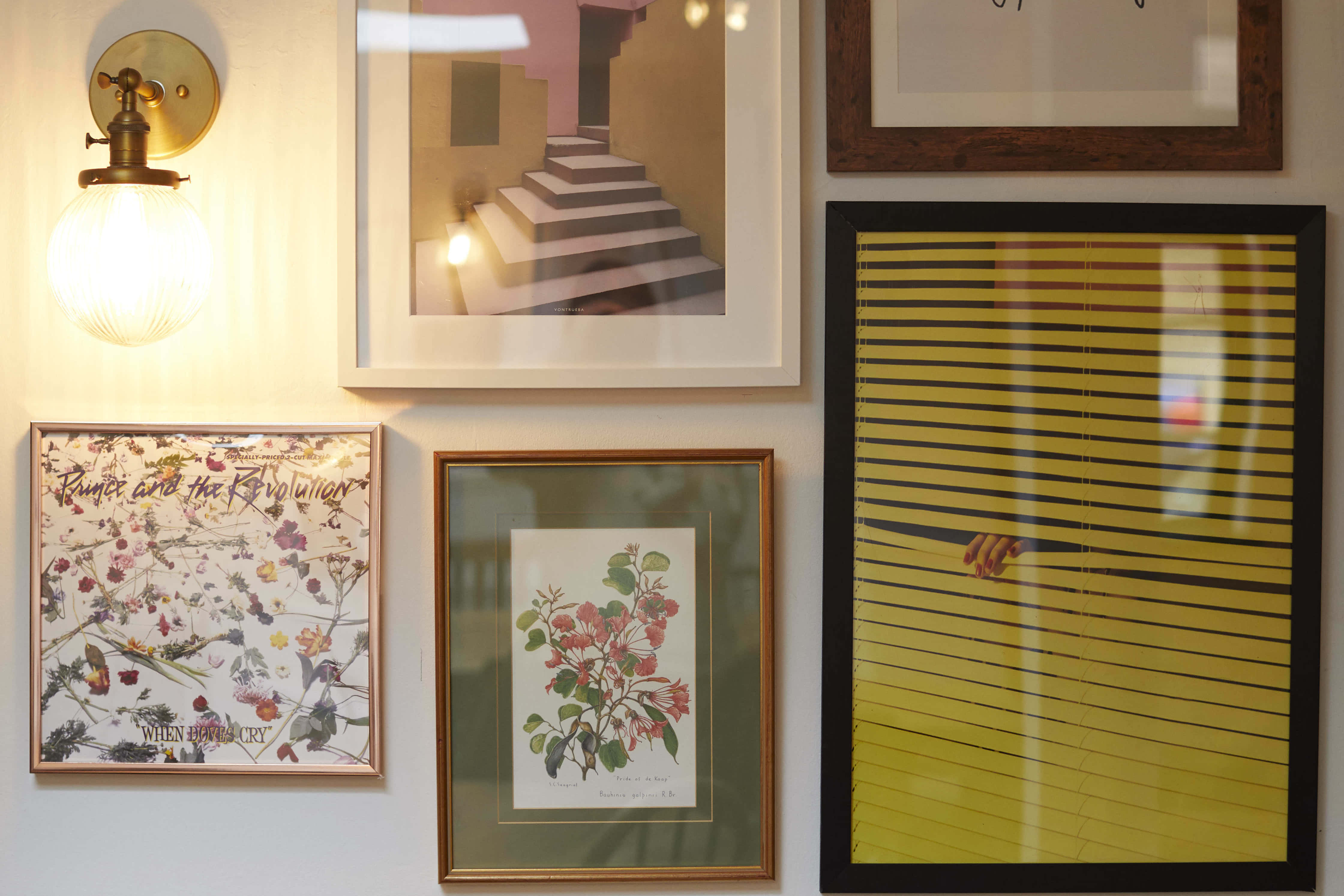 Dining Room and Bar 0