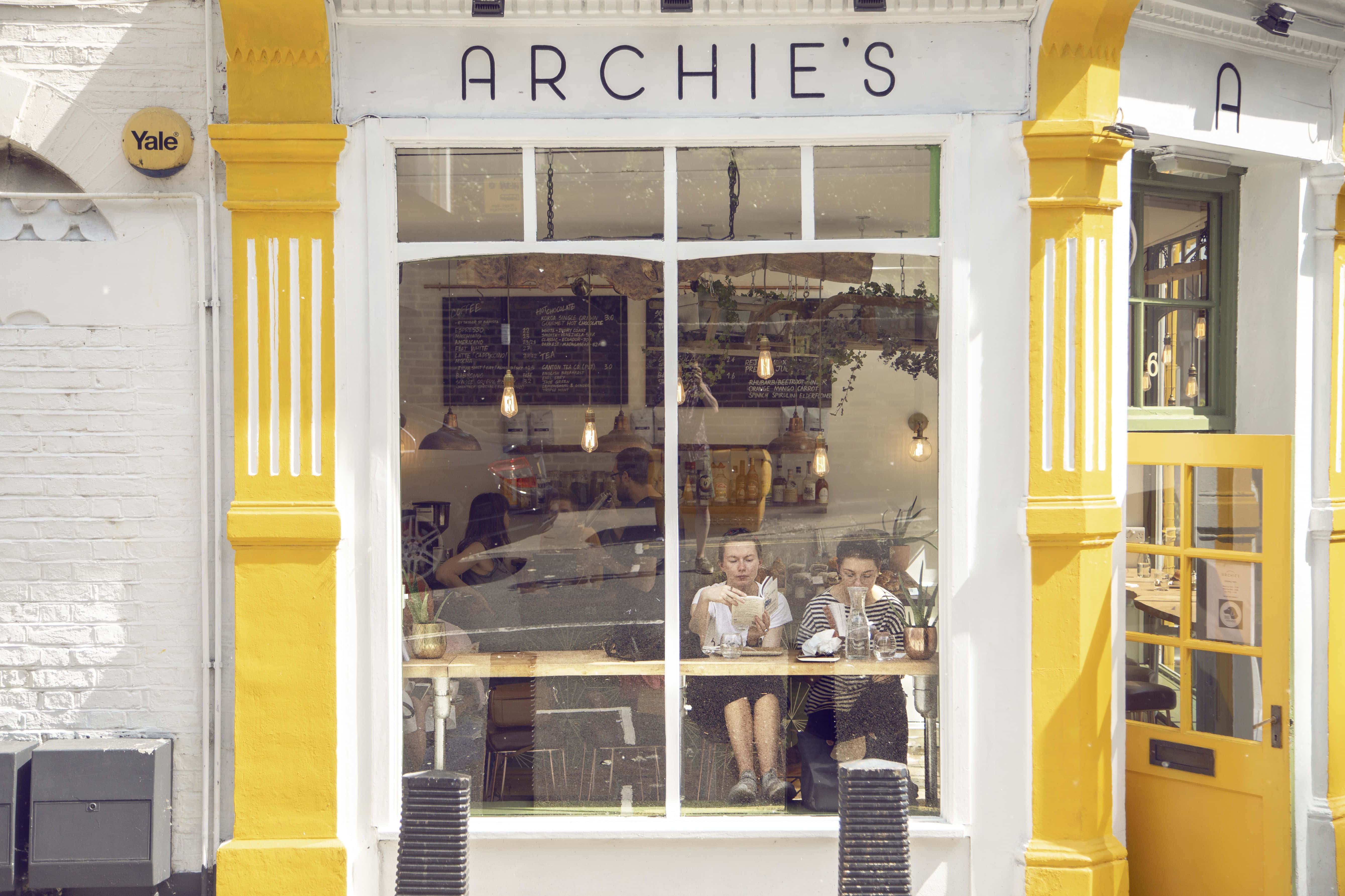 Dining Room and Bar 21