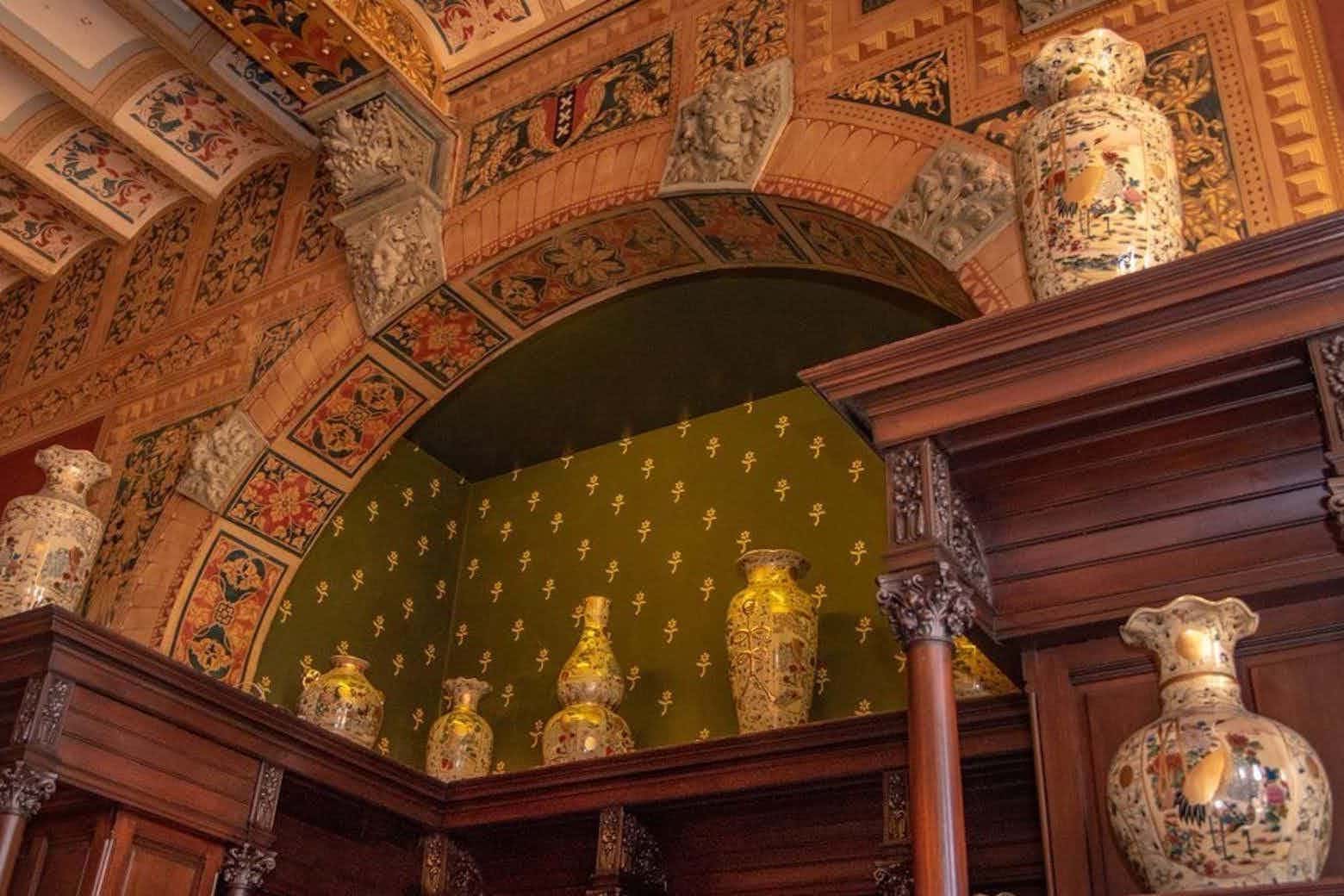 The Four Seasons Room 1