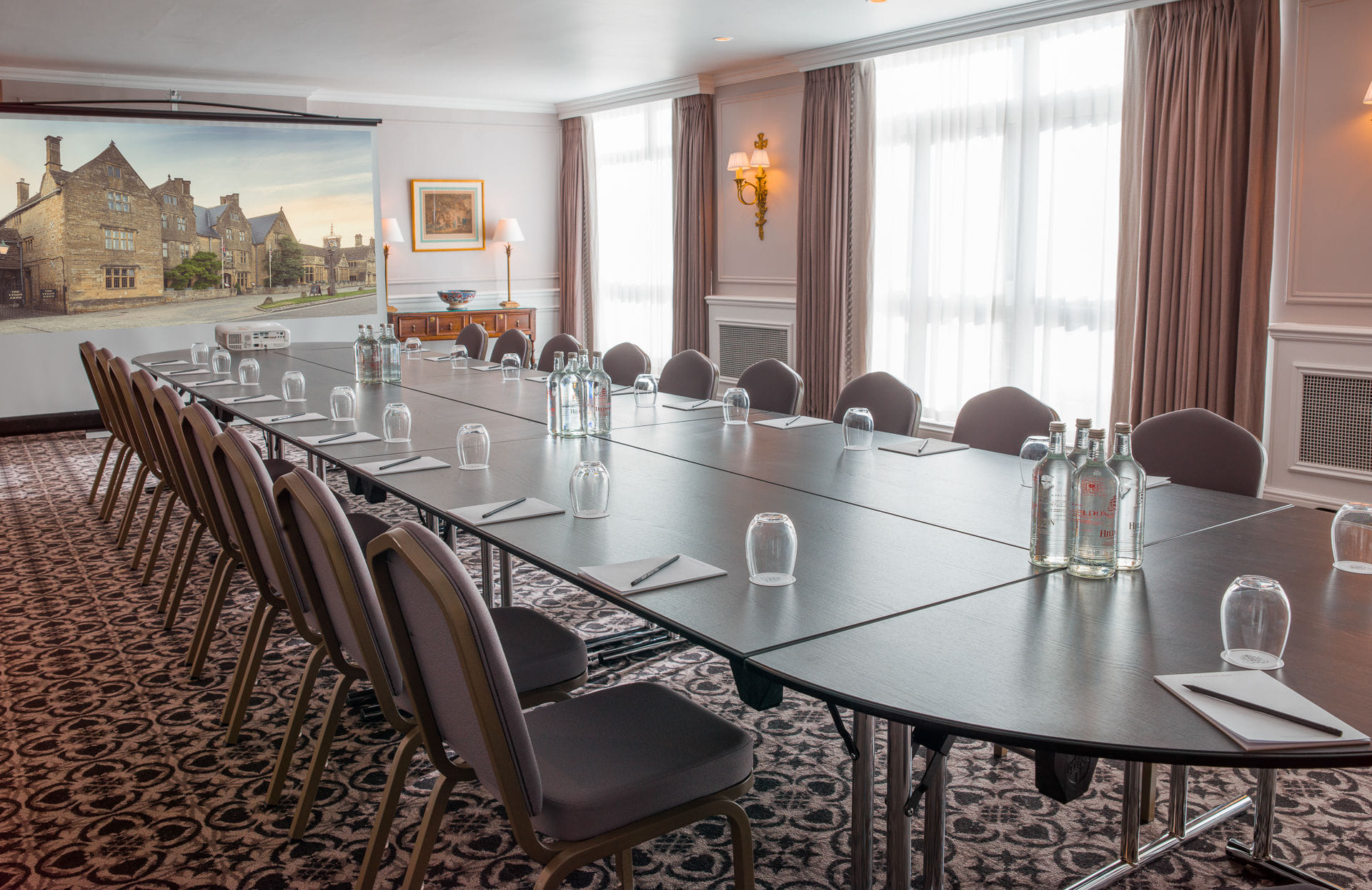 The Edinburgh Room 5