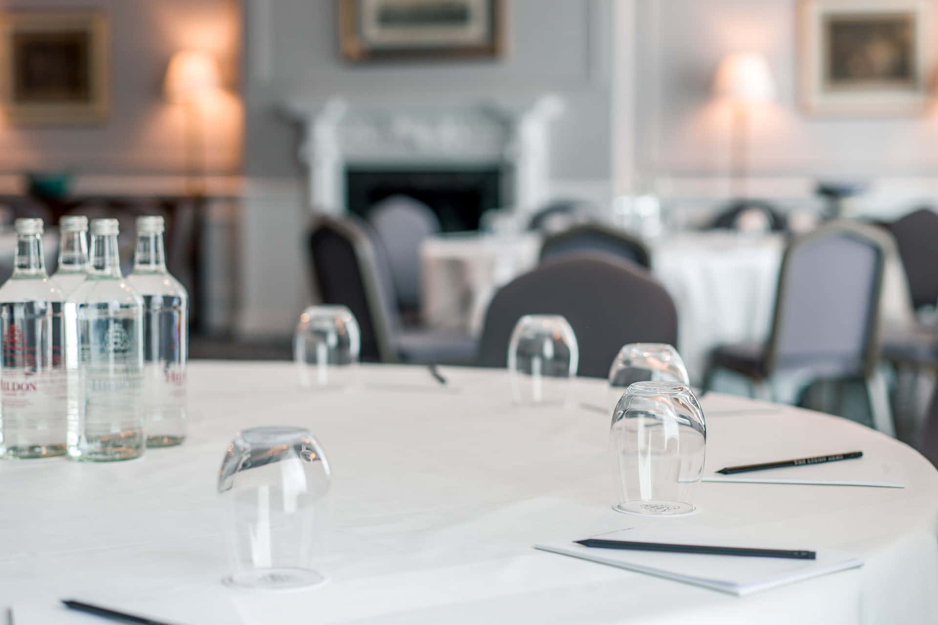 The Edinburgh Room 6