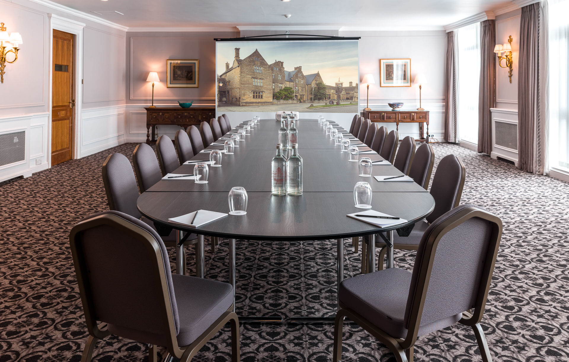 The Edinburgh Room 7