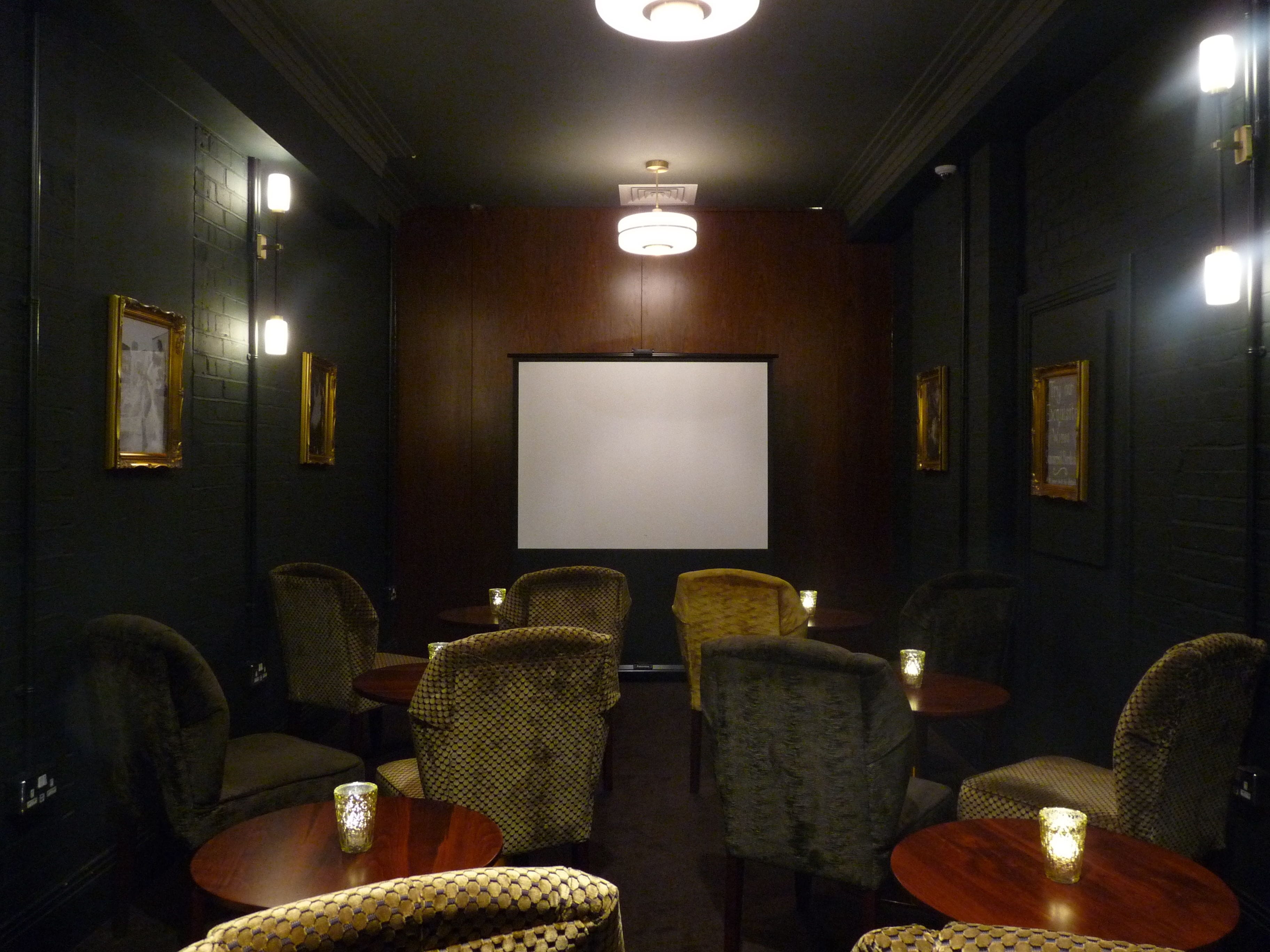 Ambassador Lounge Exclusive 5