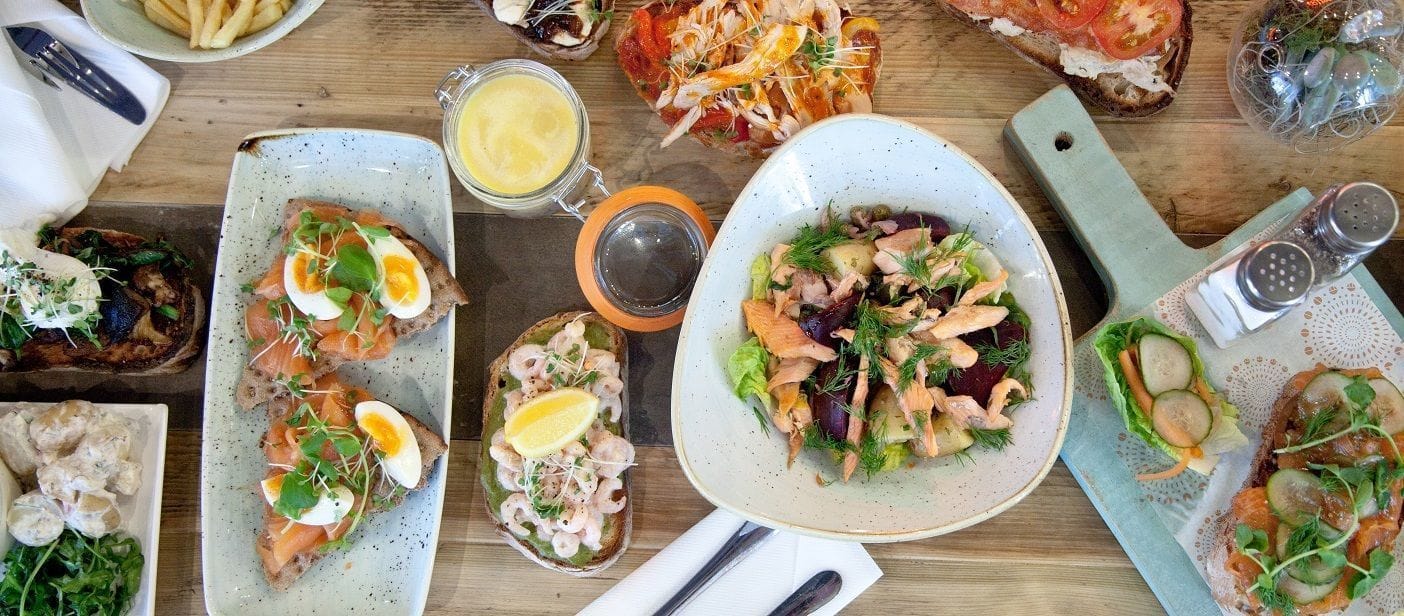 Scandinavian-Inspired Casual All-Day Dining 3