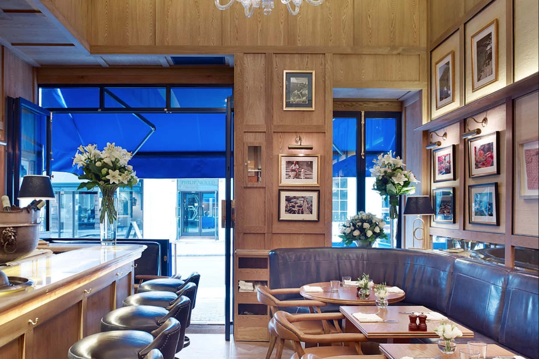 Chucs Mayfair 3D tour