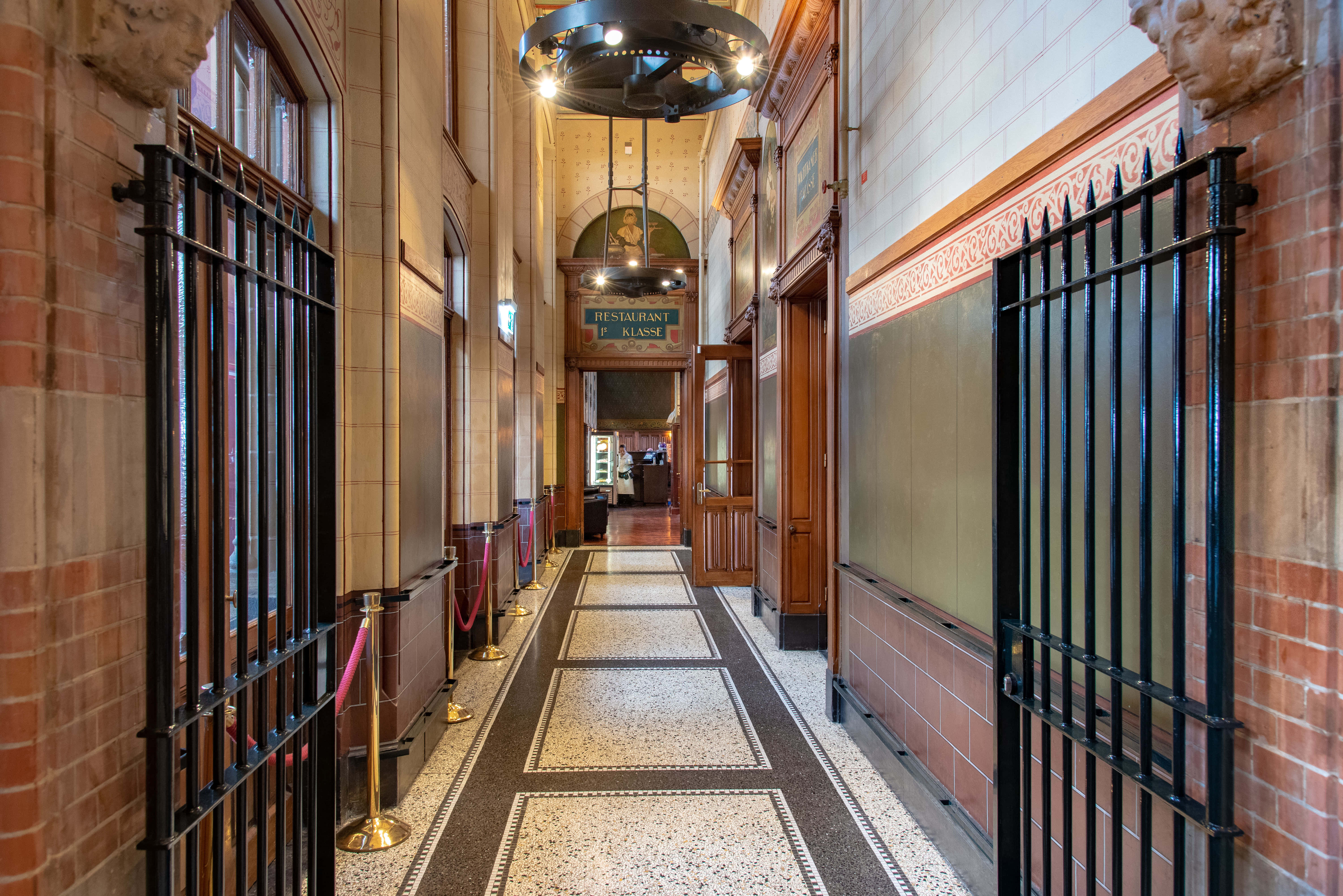 The First Class Waiting Room 8