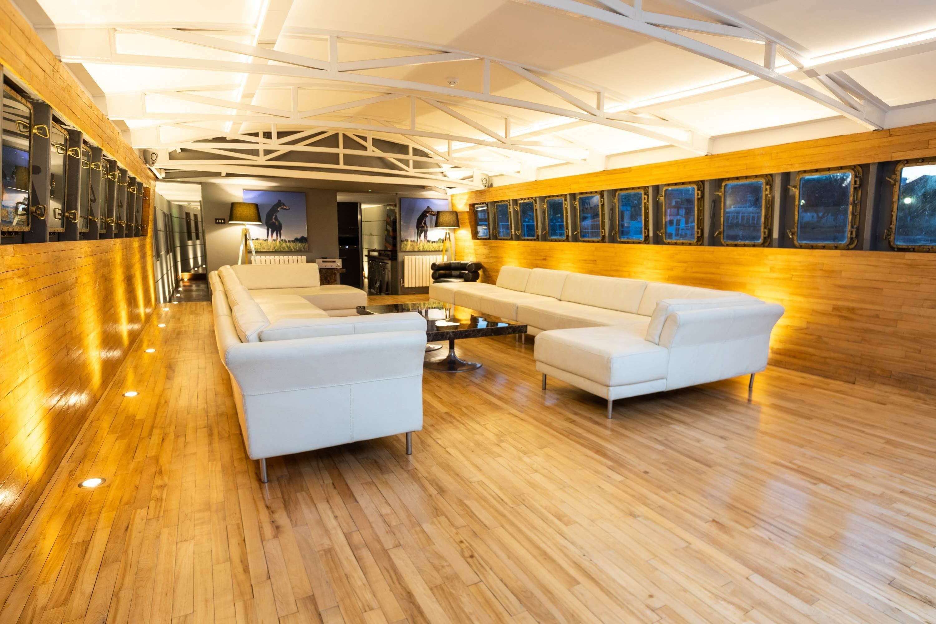 Jacamar 130ft Classic Yacht 4