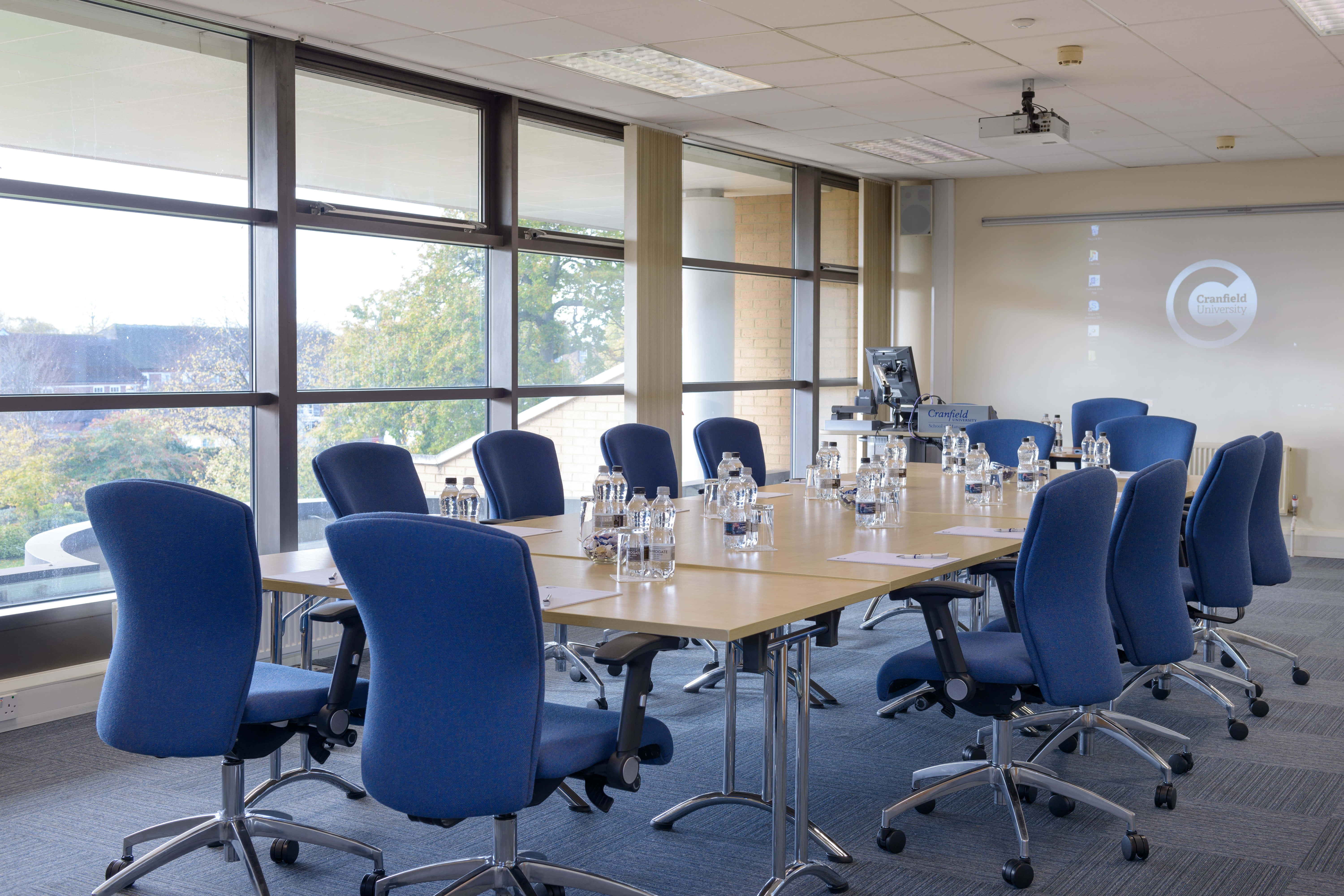 Cranfield Management Development Centre 6