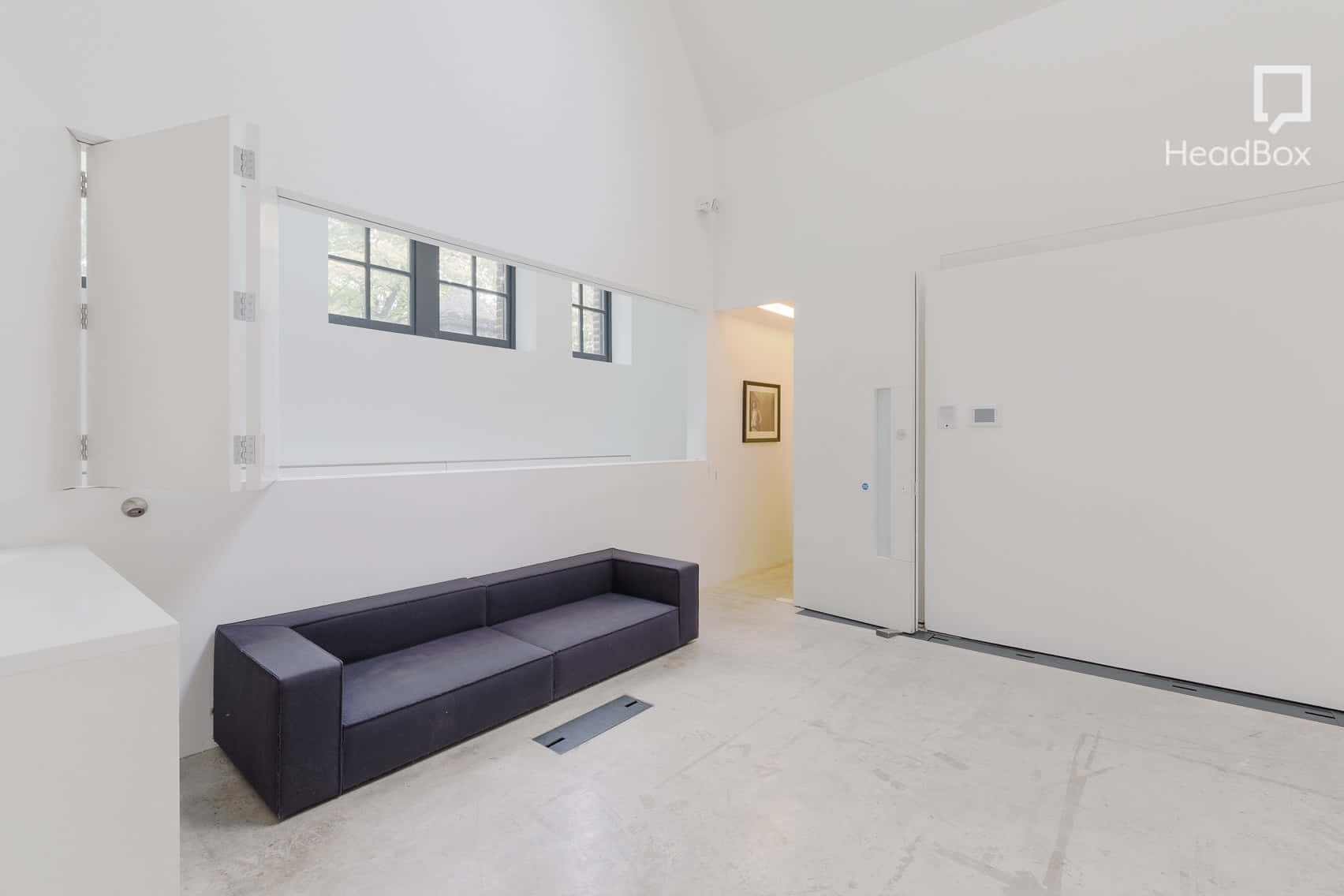 Evening Hire, Studio 2 4